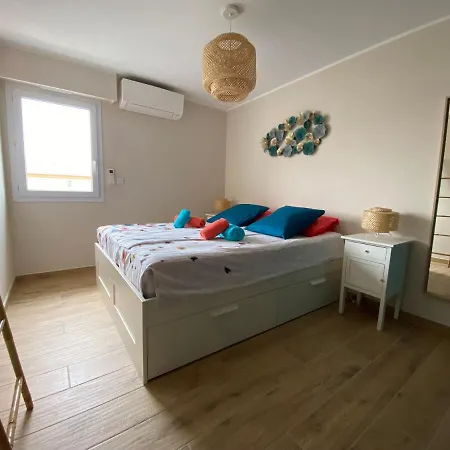 Frejus - Charmant Logement Avec Vue Imprenable アパート Fréjus